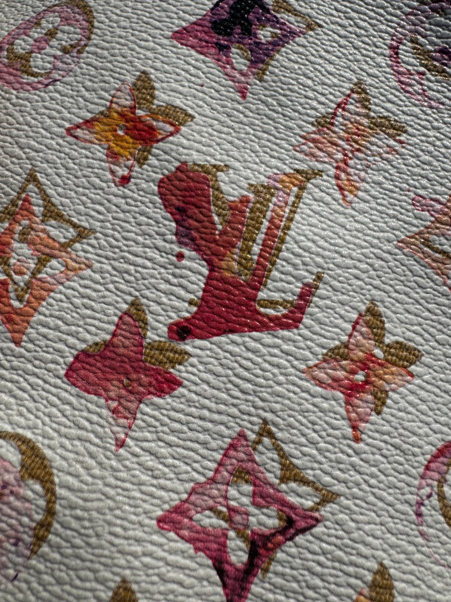White LV Aquarelle Logo #1