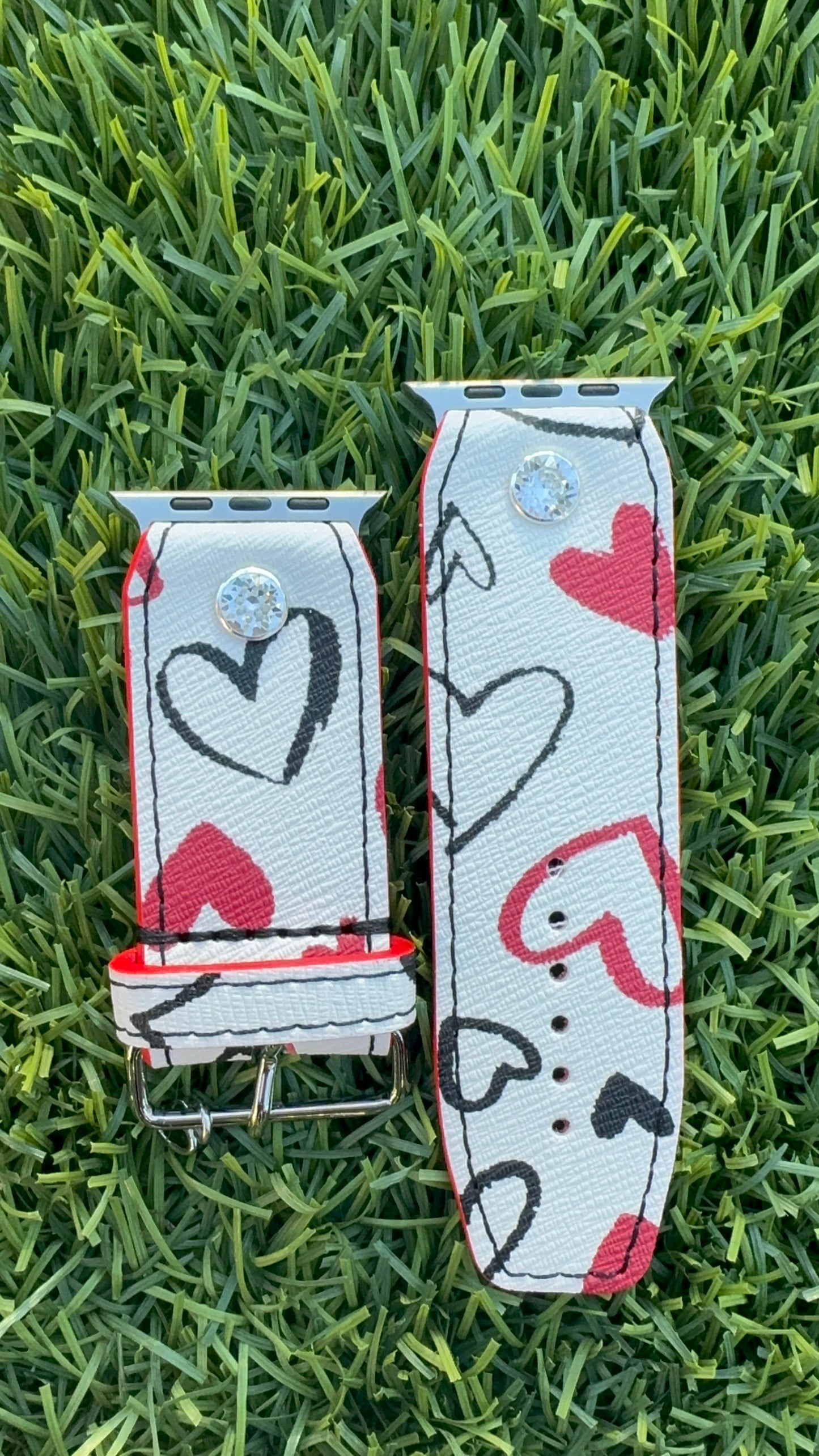 Kate Spade- Conflicting Hearts