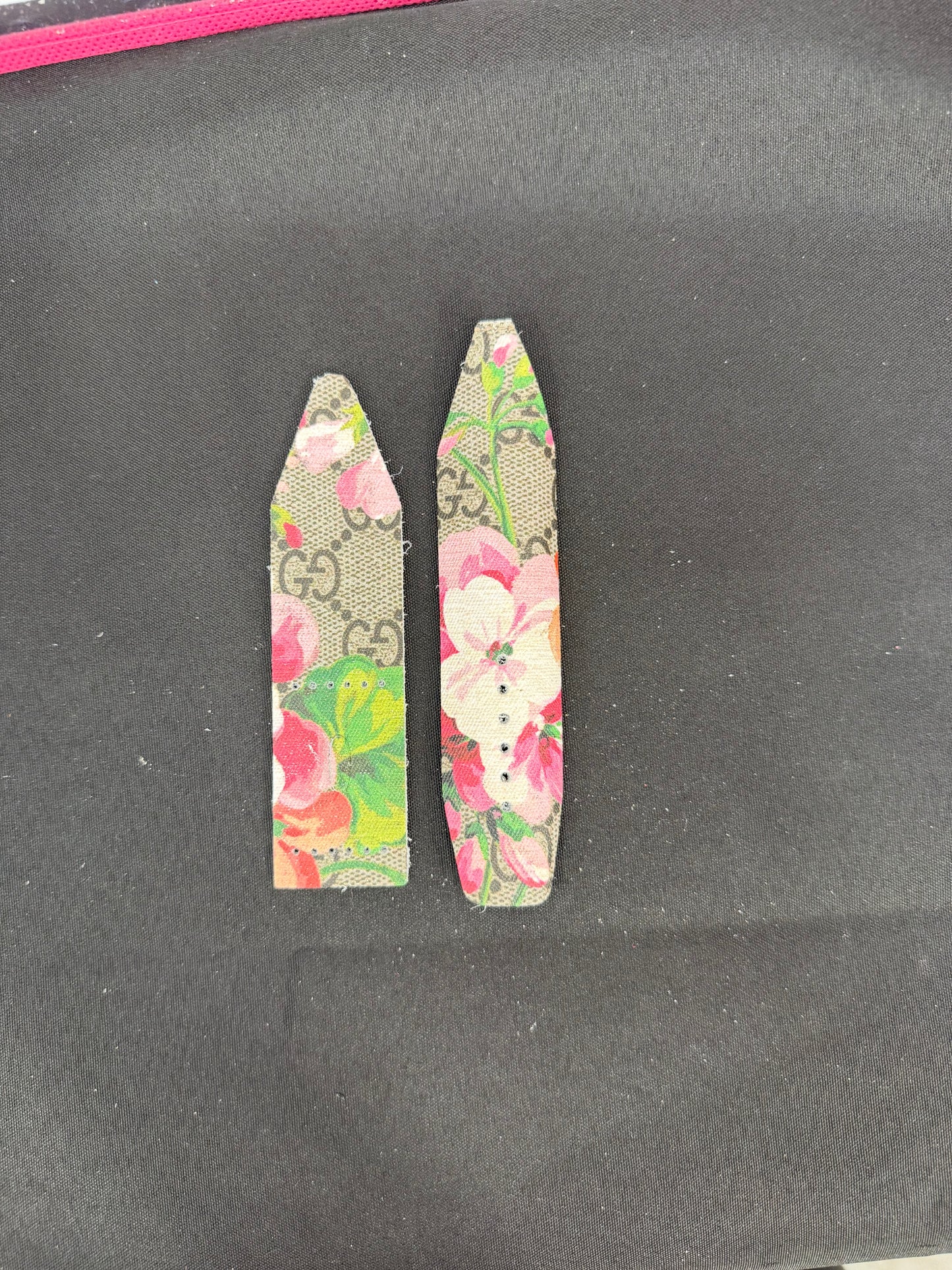 LC- BETA- Big Flowers On Tongue-Authentic Pink GG Bloom