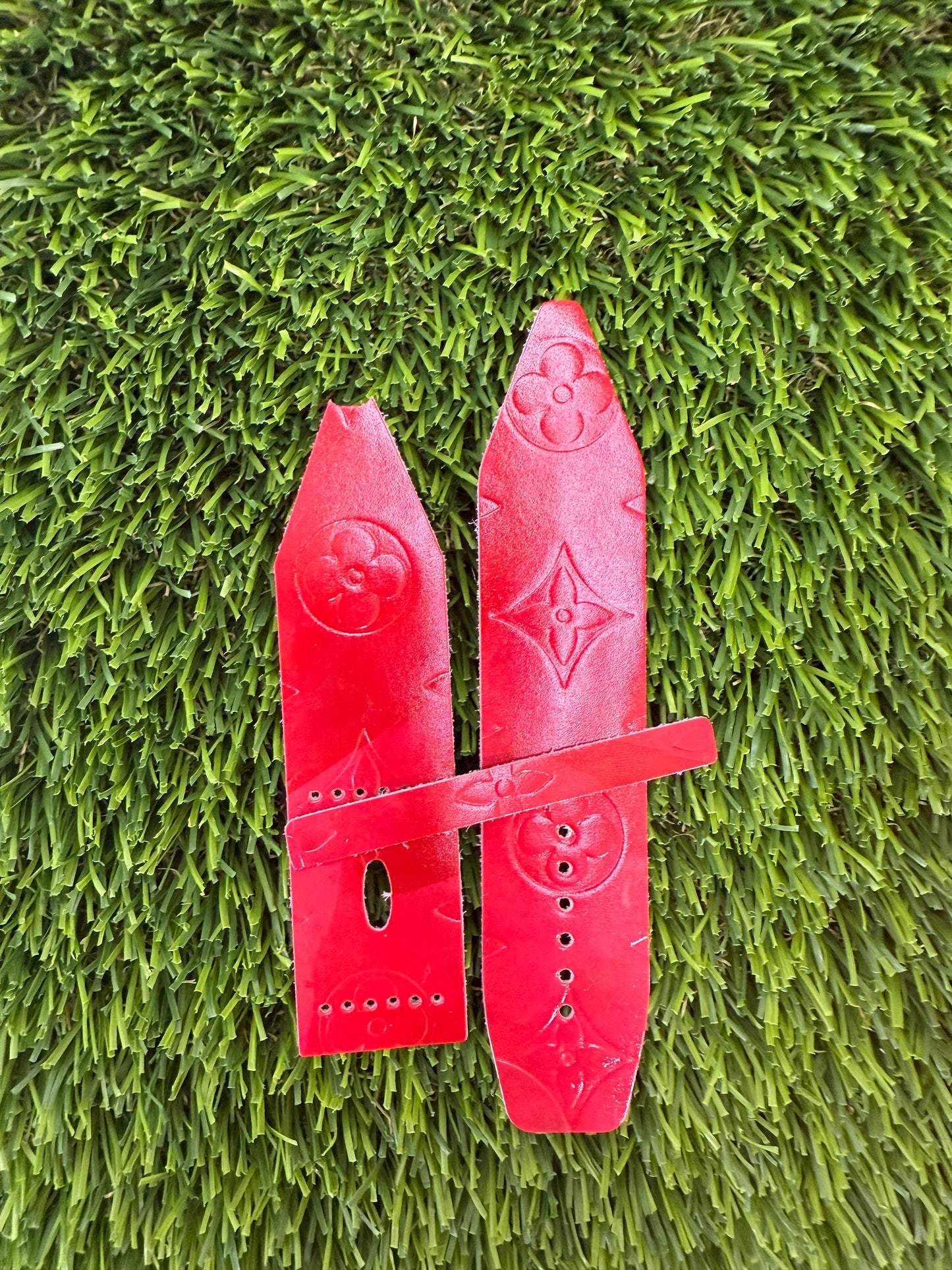LC-Gamma Authentic Upcycled LV "Ruby" Vernis-No Logo