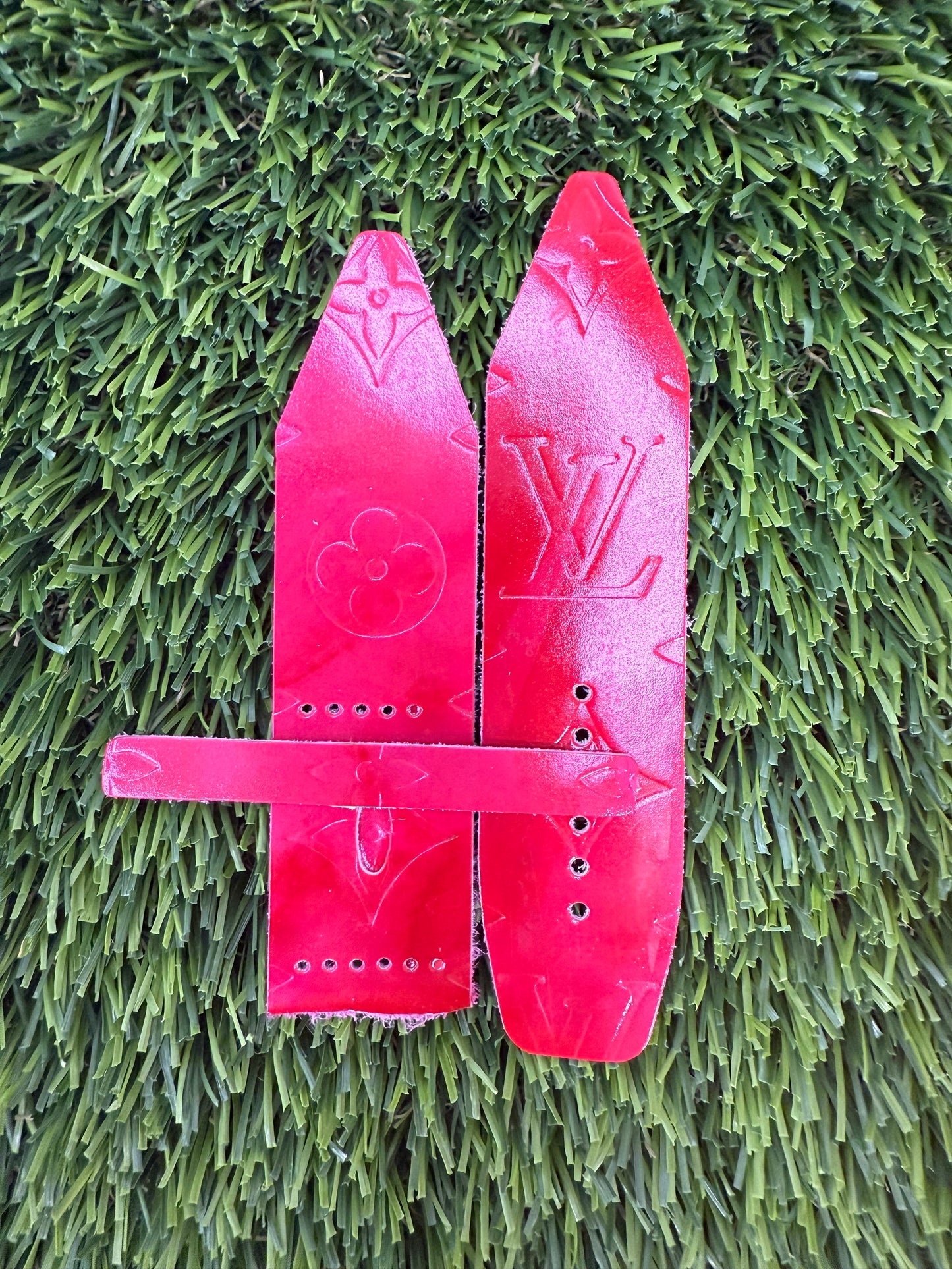 LC-Authentic Upcycled LV "Ruby" Vernis-Beta Size