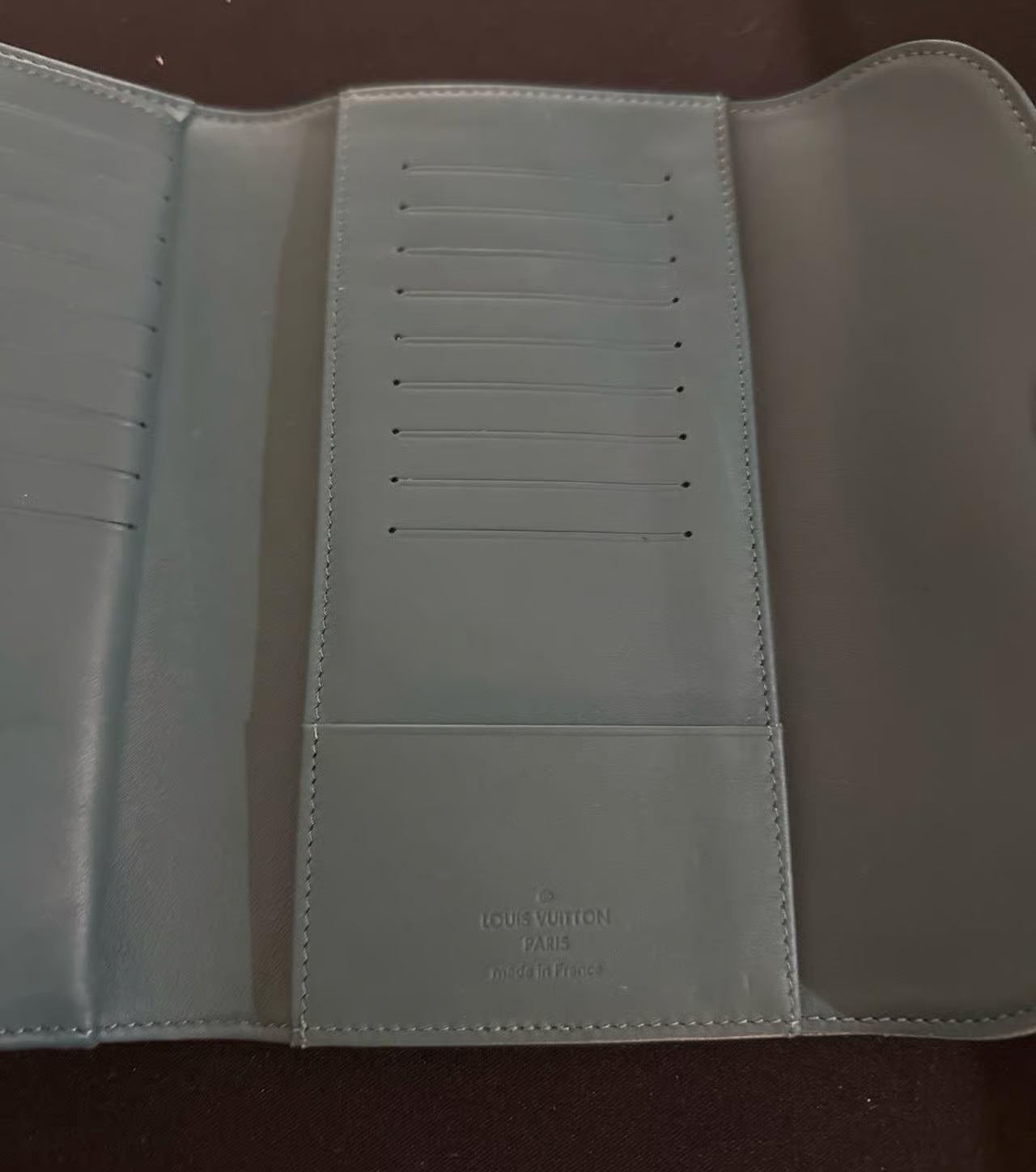 Authentic Louis Vuitton Mahina Amelia Wallet