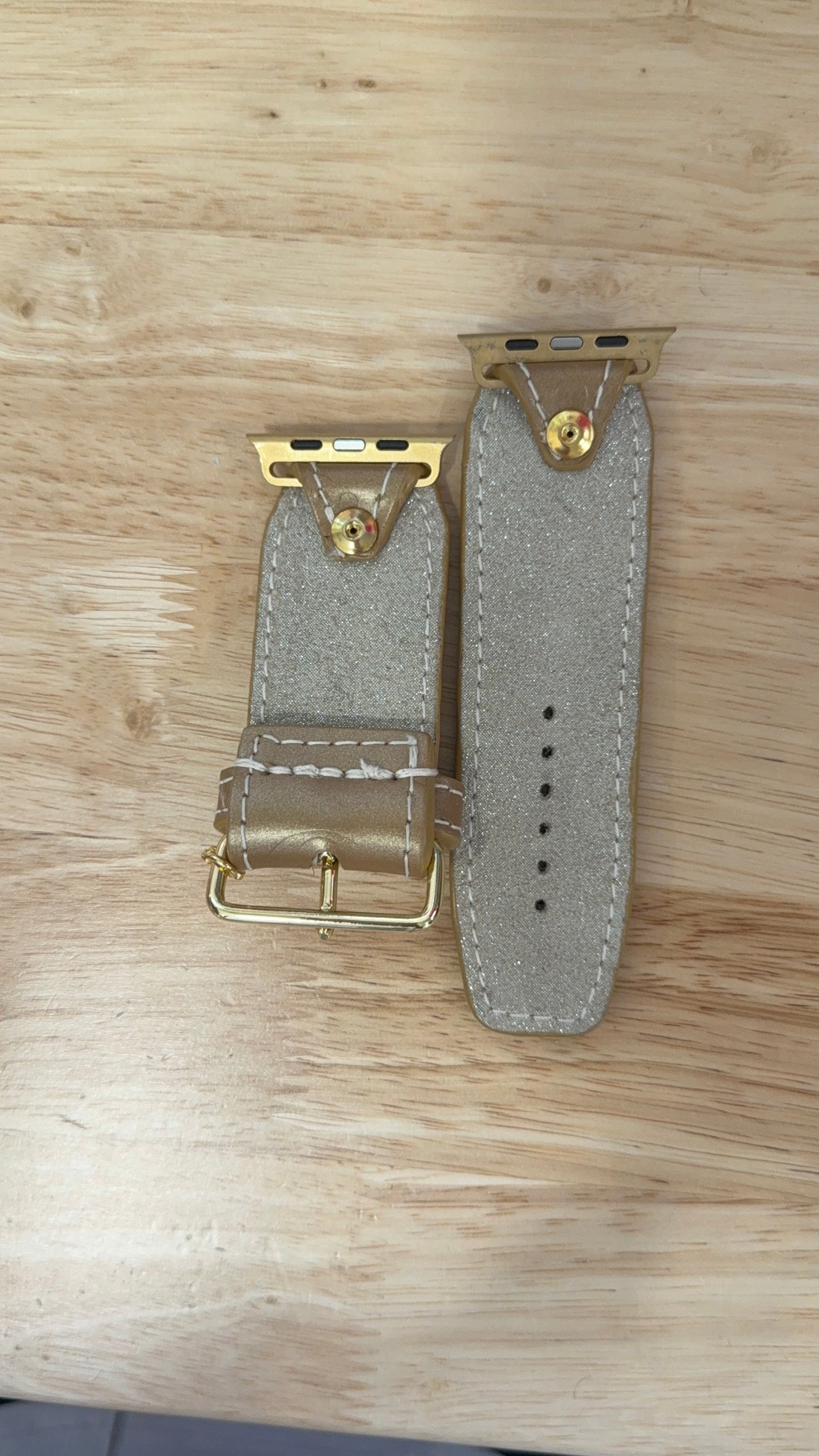 Blemished-BETA- Matte Gold LV Vernis
