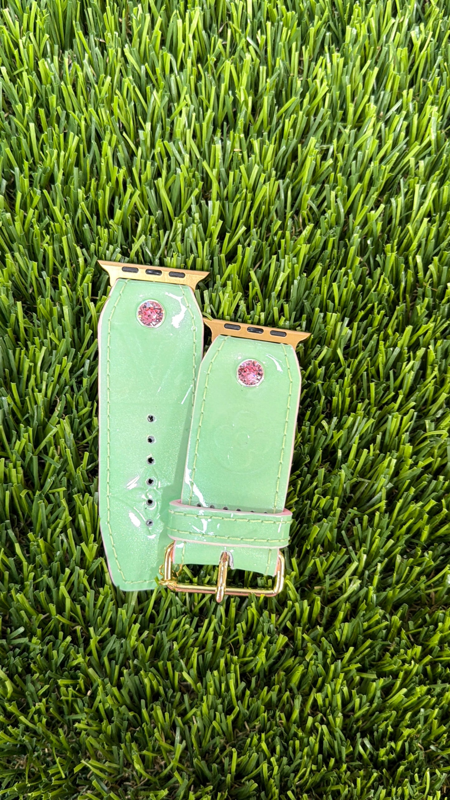 OTD-Alpha-Authentic Upcycled Peppermint LV Vernis