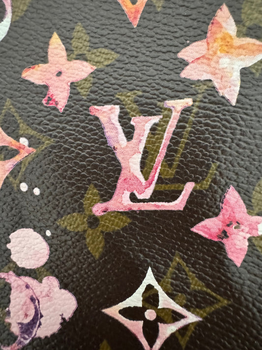 Brown LV Aquarelle Logo #11