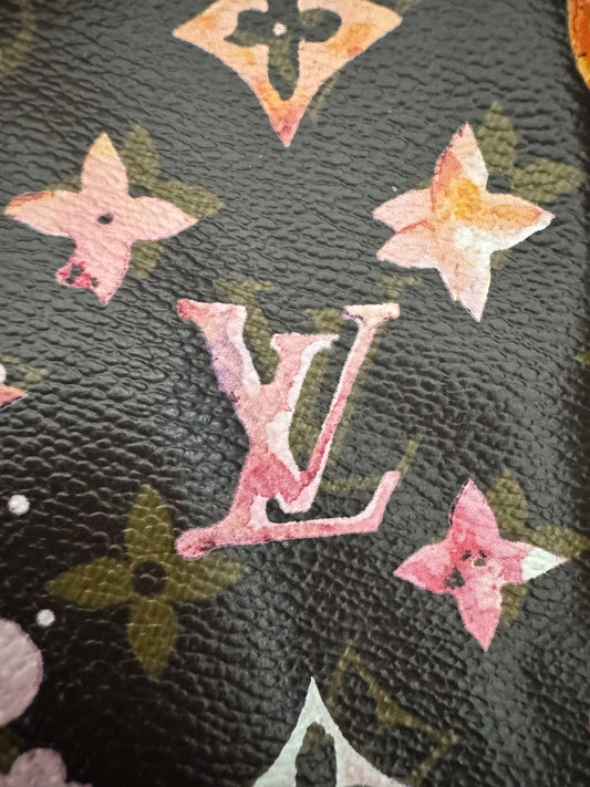 Brown LV Aquarelle Logo #8