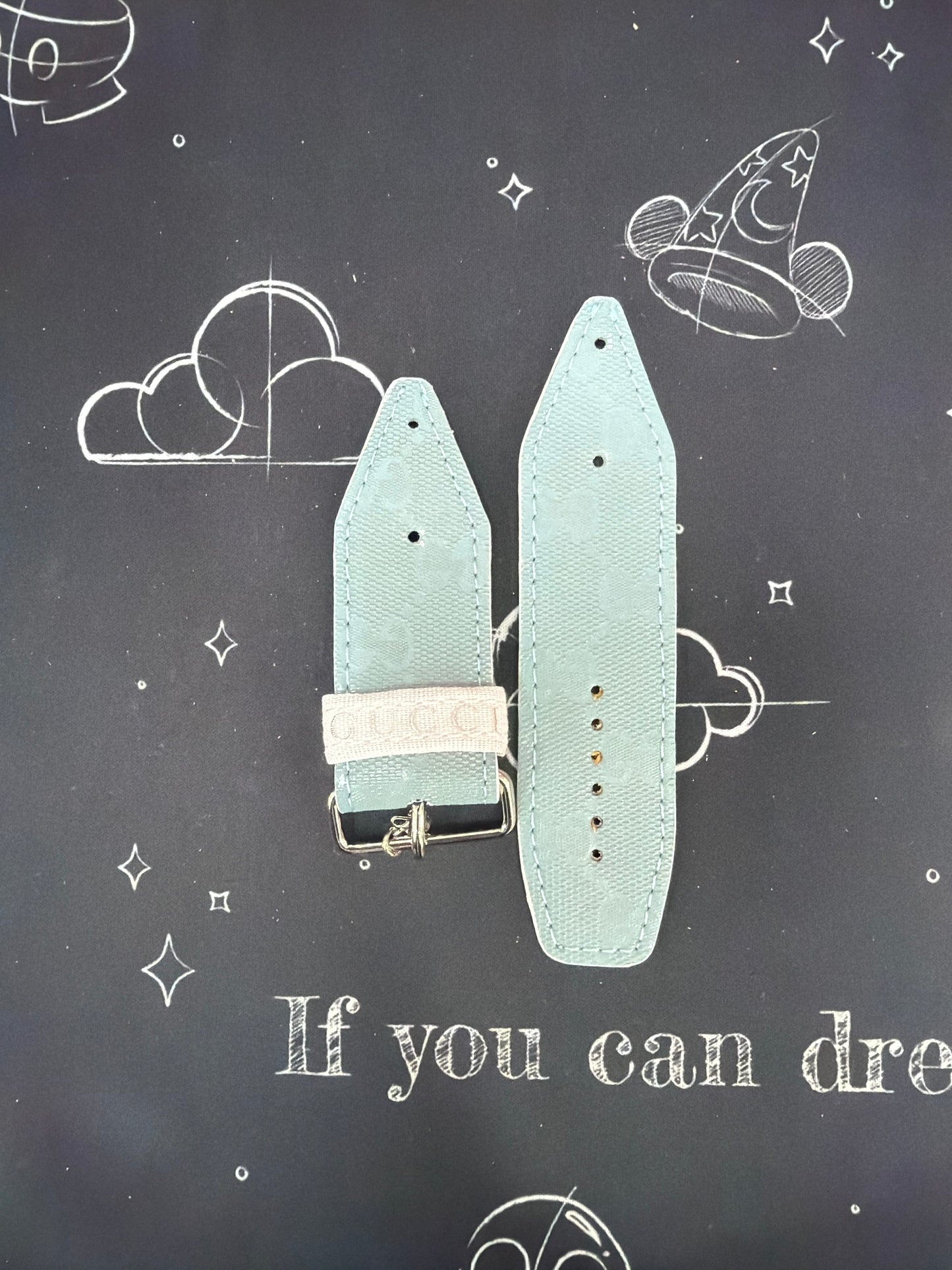 OTD-Beta-Authentic Upcycled Sea Foam GG Imprime with white