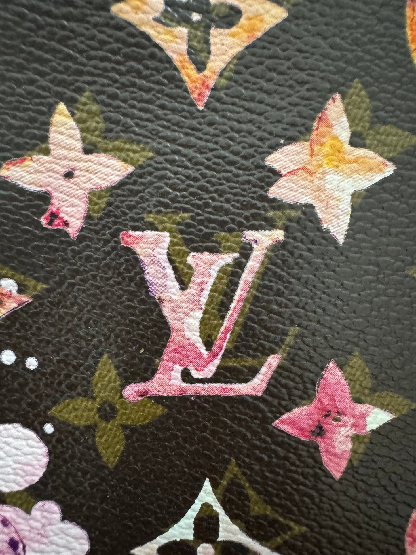 Brown LV Aquarelle Logo #14