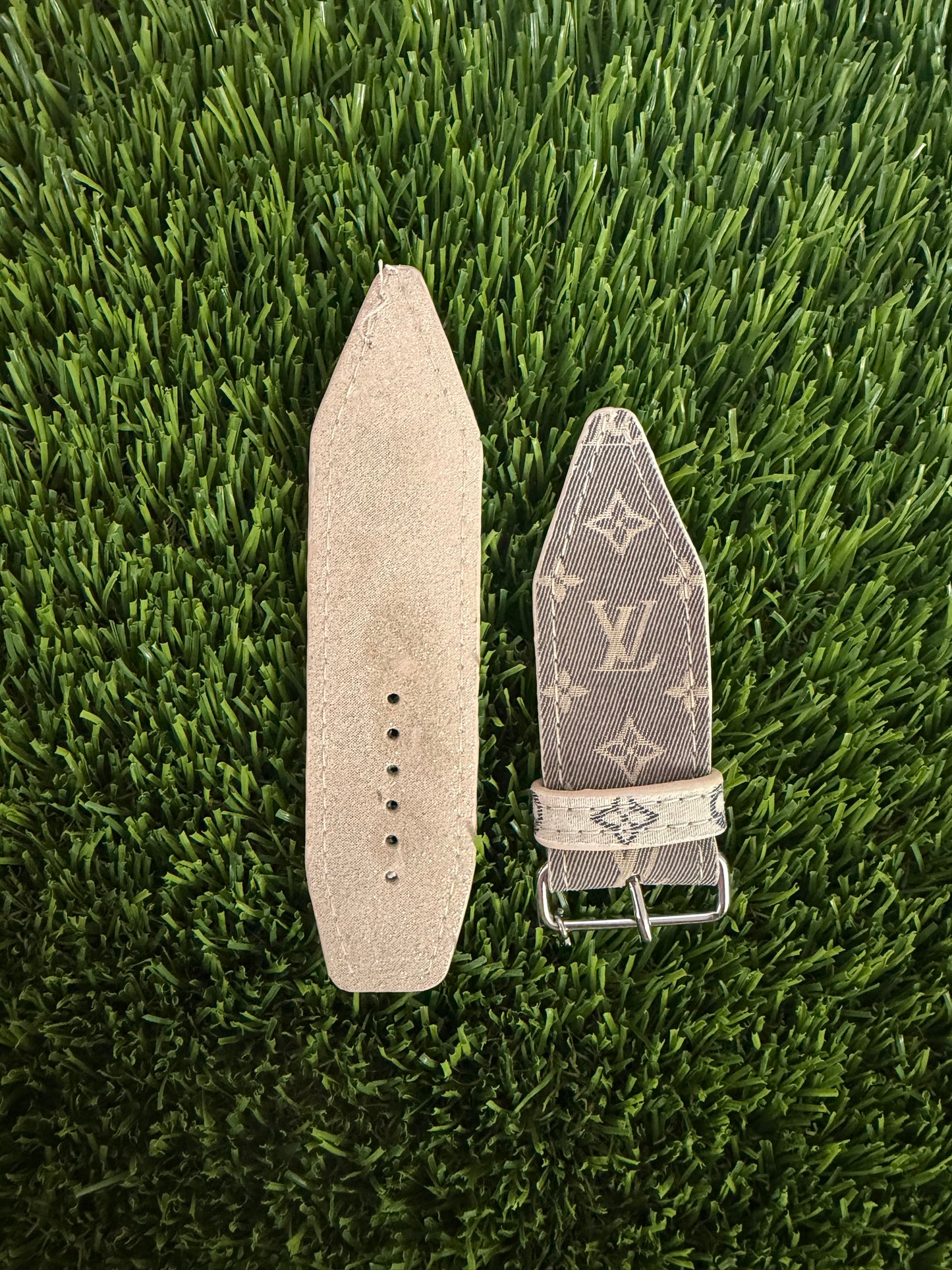 Blemished-OTD-Beta-Authentic Upcycled LV Mini Lin Navy with Tan Monogram